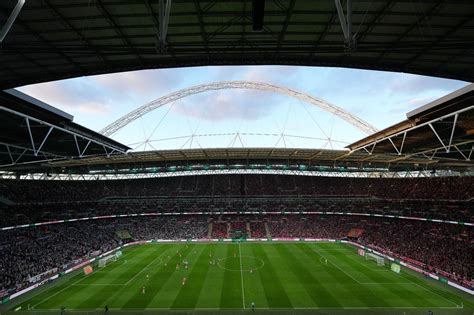 How Man United's new Old Trafford capacity will compare to other iconic ...
