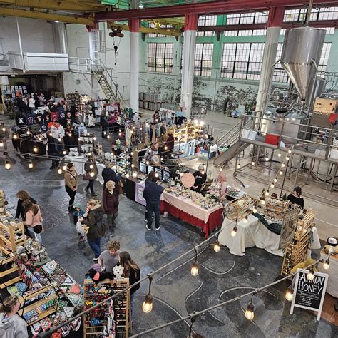 2025 Akron-Area Holiday Craft Fairs & Markets Guide