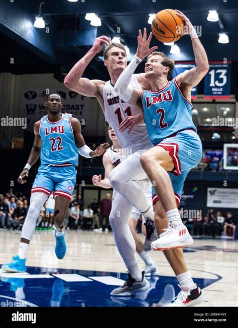 Akron Zips at Saint Marys Gaels Mens Basketball, University Credit ...