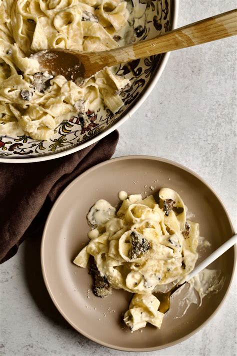 Pasta with Black Truffle Cream Sauce - Cucina by Elena