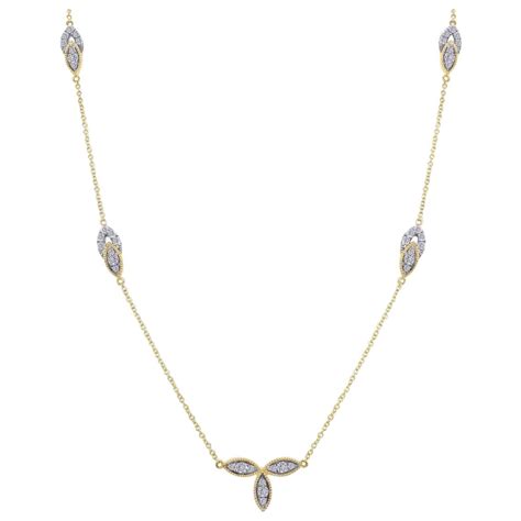 Chanel Quilted Diamond Gold Necklace at 1stDibs