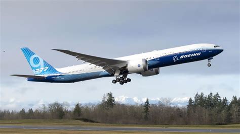 Press Release: Aeroflot unveils first retrofitted Boeing 777 - Runway ...
