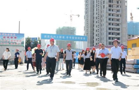 郑州投资控股有限公司-市属国有企业代表参加公司青年人才公寓沁河苑项目座谈会