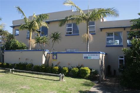 113 ON ROBBERG (Plettenberg Bay) - B&B Reviews, Photos, Rate Comparison ...
