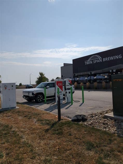 Twin Span Brewing | Bettendorf, IA | EV Station
