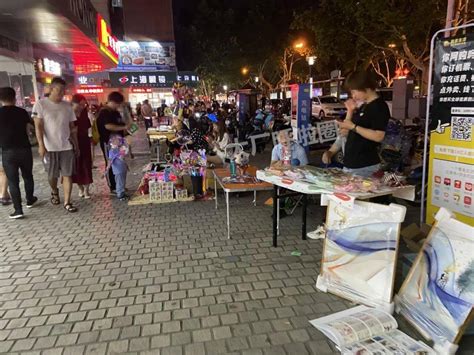 熱鬧的露天菜市場，步行到惠新中街。惠州