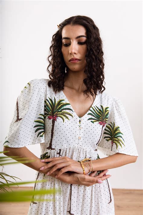 Coconut short dress – rivaajclothing