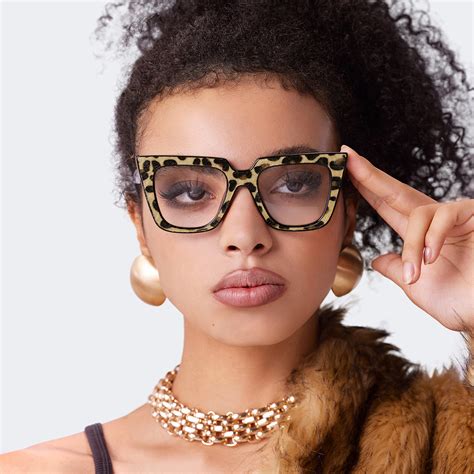 Leopard Print Cat Eye Glasses With Black Temple