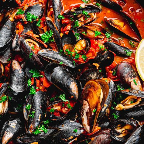 Chilli Mussels - Posh Journal