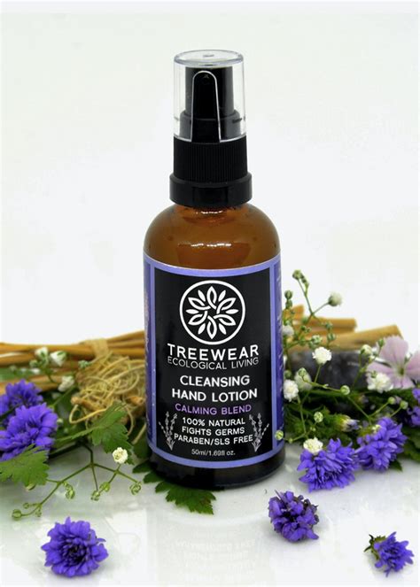 Get Calming Blend - Natural Hand Sanitizer at ₹ 400 | LBB Shop