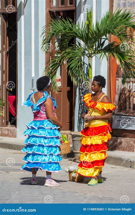 Havana, Cuba, Traditional Residents Around the City Editorial Stock ...