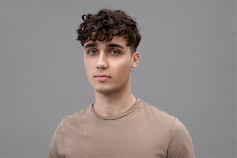 10 Best Hairstyles for Curly Men Hair in 2024