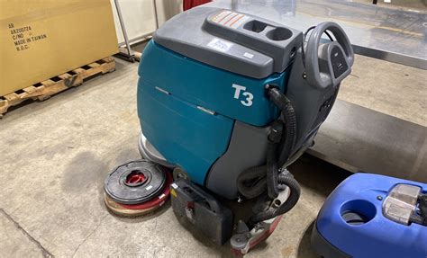 TENNANT T3 COMMERCIAL ELECTRIC WALK BEHIND FLOOR SCRUBBER WITH PORTABLE ...