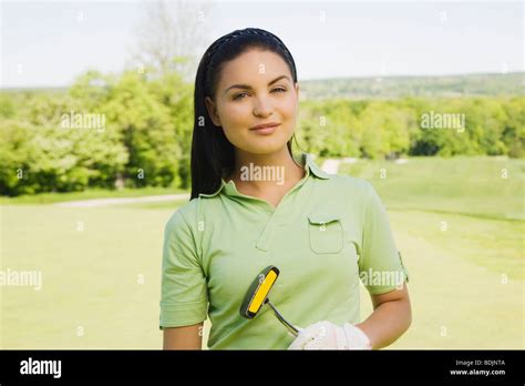 Woman Golf Course 的图像结果