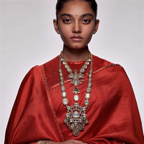 Sabyasachi’s Heritage Jewelry: A Passionate Essence Of Art