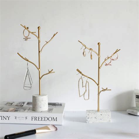 Accessories Stand Online - Premium Jewellery Stand | Nestasia