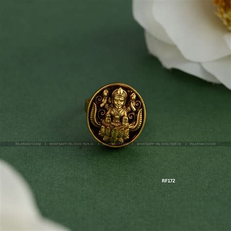 Antique Sri Lakshmi – RajiFancy