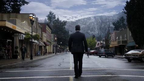 Television Review: Wayward Pines (Season 1, 2015) – Steven van Lijnden ...