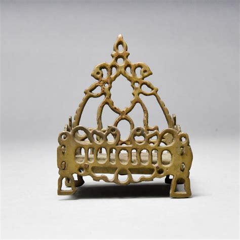 Buy Vintage Brass Lord Krishna Bed online | IndianShelf