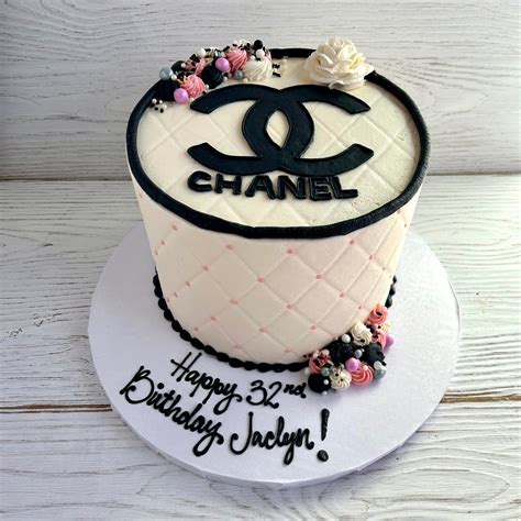 Chanel Kake Classic Chanel – Miss Shortcakes
