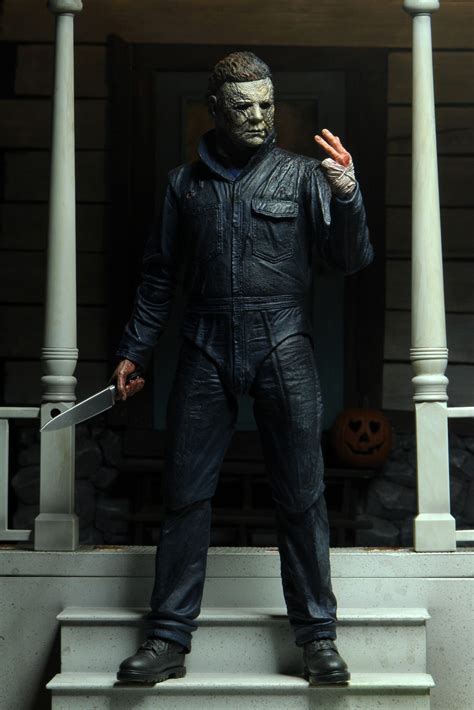 Halloween Kills – 7″ Scale Action Figure – Ultimate Michael Myers ...