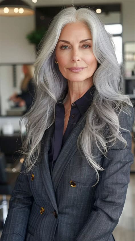 33 Gorgeous Gray Long Hairstyles That Are Redefining Glamour in 2024 ...