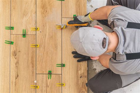 What is the difference between solid and engineered hardwood flooring ...