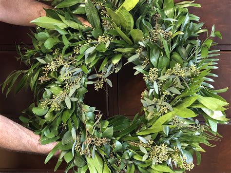 Fresh Wreaths | SouthernSmilax.com