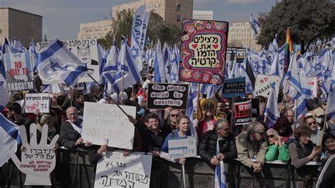 Thousands Protest in Israel Over Netanyahu’s Judicial Overhaul - The ...