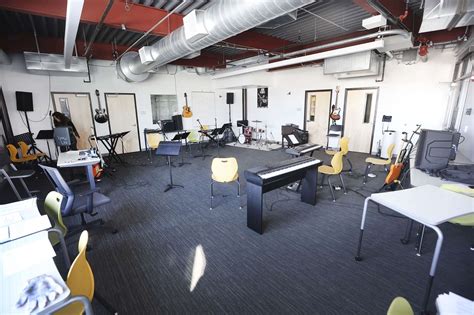 Animas High School begins semester in new $19 million building on FLC ...