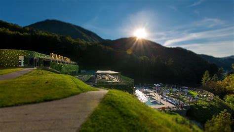 HOTEL RIMSKI DVOR - RIMSKE TERME (Rimske Toplice) - Hotel Reviews ...