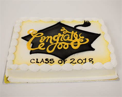 Image result for Graduation Cap Cake Decorations