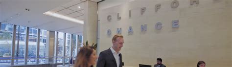 Clifford Chance adopts Microsoft 365 Copilot for smarter ways of working | Microsoft Customer Storie