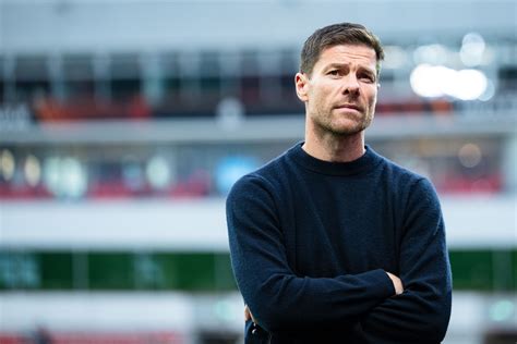 Xabi Alonso keeps door open on Real Madrid move - Football España
