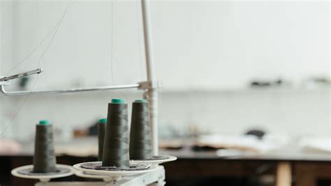 Image result for How to Thread Old Singer Sewing Machine