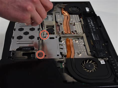 Alienware M15 R1 Hard Drive Replacement 的图像结果