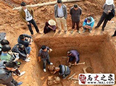 罕见！郑州市区发现160座古墓葬，出土上千件宝贝！