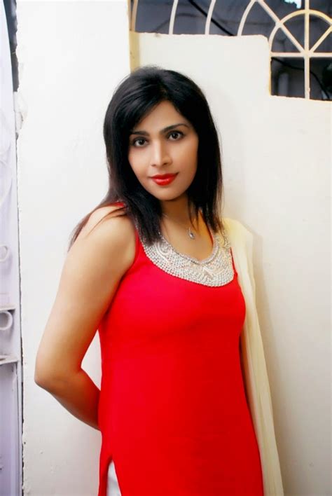 Anjanaa Bhattacharya Wiki, Hd Images, Boyfriend, Affairs,Today Updates ...