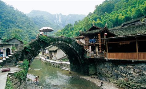 柳州有什么好玩的地方景点（柳州旅游景点大全免费介绍） - 含鄱口