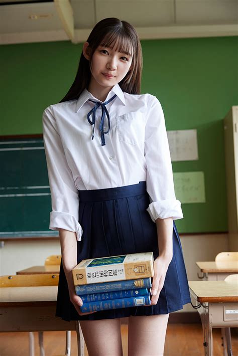 小日向結衣 画像4（グラビアカット）