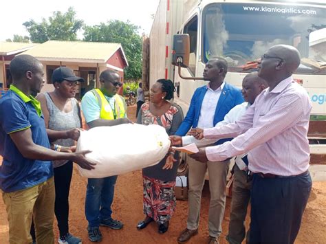 Radio Apac - Dwon Alongo