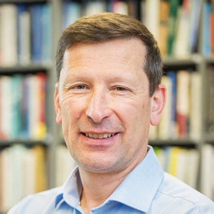 Prof. Dr. Ludwig Huber: Forschung am Hund – das Clever Dog Lab ...