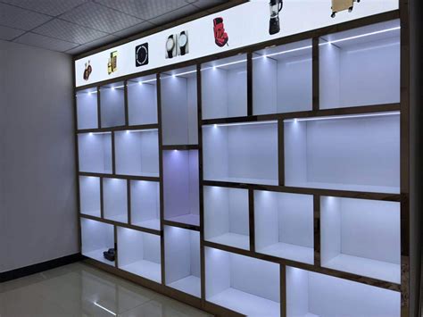 工厂样品靠墙展示柜 样品摆放产品陈列架 公司样品货架白色展示柜-阿里巴巴