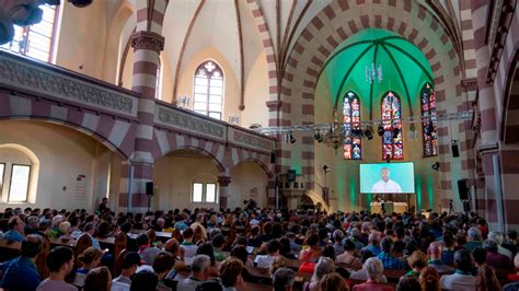 德國教堂實驗ChatGPT主持佈道禮拜 教徒：少了心意和靈魂 | 全球萬象 - 太報 TaiSounds