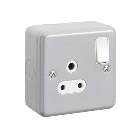 K2871 ALM MK Electric | MK Electric Metalclad Plus Grey 1 Gang Plug ...