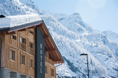 HOTEL DUFOUR (Gressoney-la-Trinité) - Hotel Reviews, Photos, Rate ...