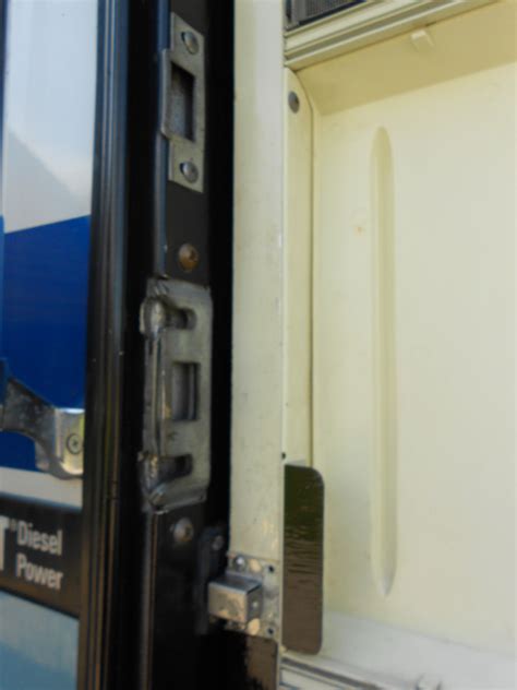 Rezultat imagine pentru Motorhome Modifications