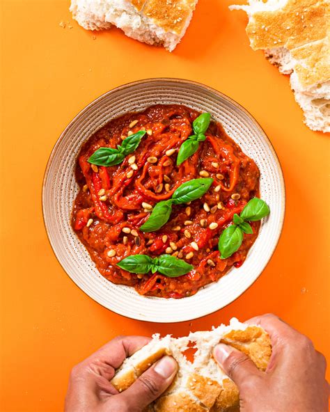 Roasted Bell Pepper Sauce - the indigo kitchen Vegan Comfort Food