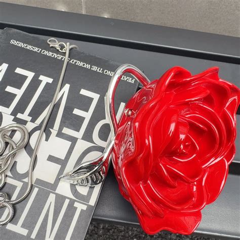 3D Rose Clutch – TrenBee