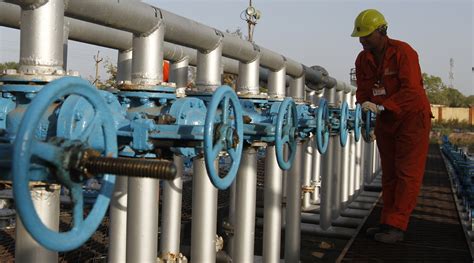 The Pricing of Piped Gas Stinks in India - The Wire